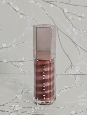 Fenty Beauty Gloss Bomb Swirl Fussy Chocolit NEW